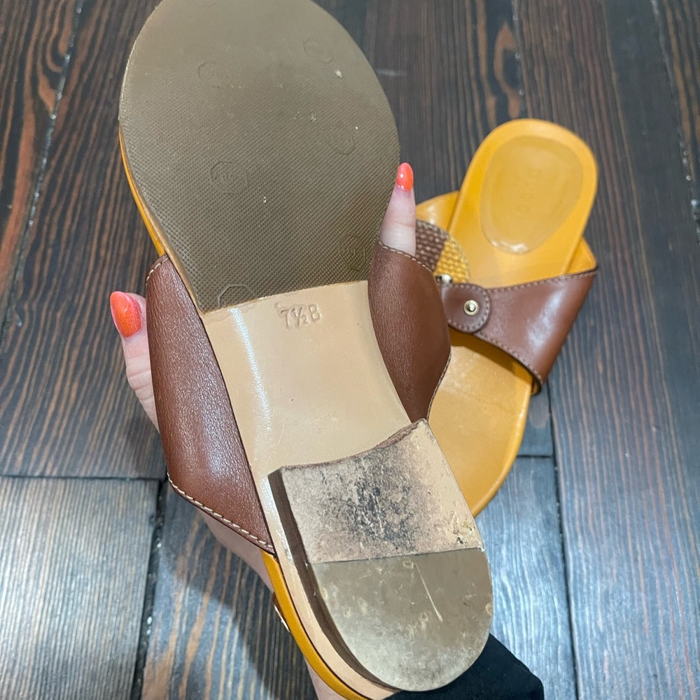 Gucci Brown and Tan Sandals - Picture 5 of 5